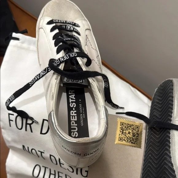 Golden Goose Superstar Sneakers - Picture 4 of 7